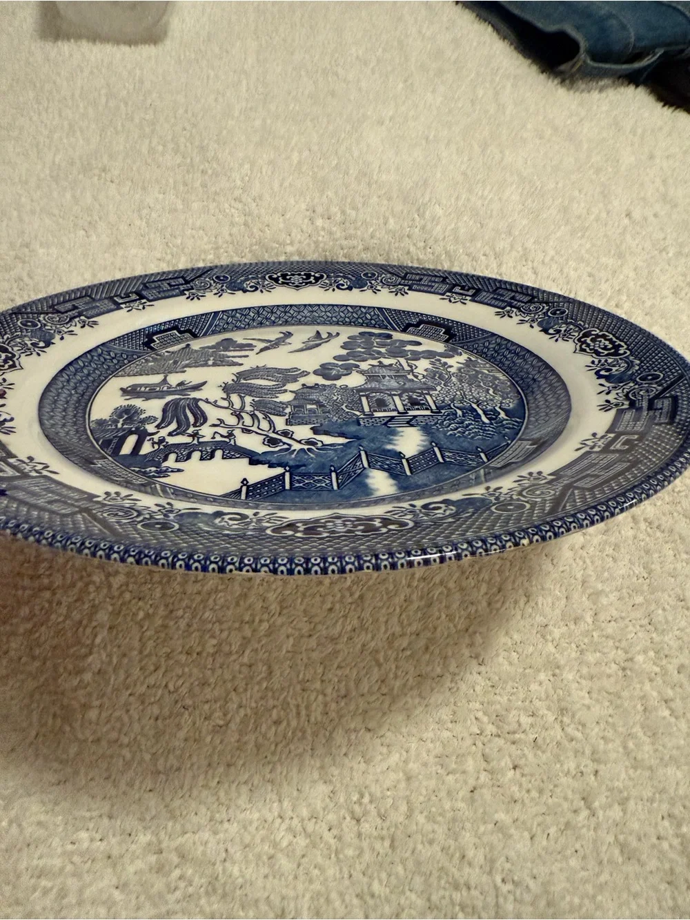 Vintage Churchill England 10 1/4” dinner plate - Blue Willow Pattern